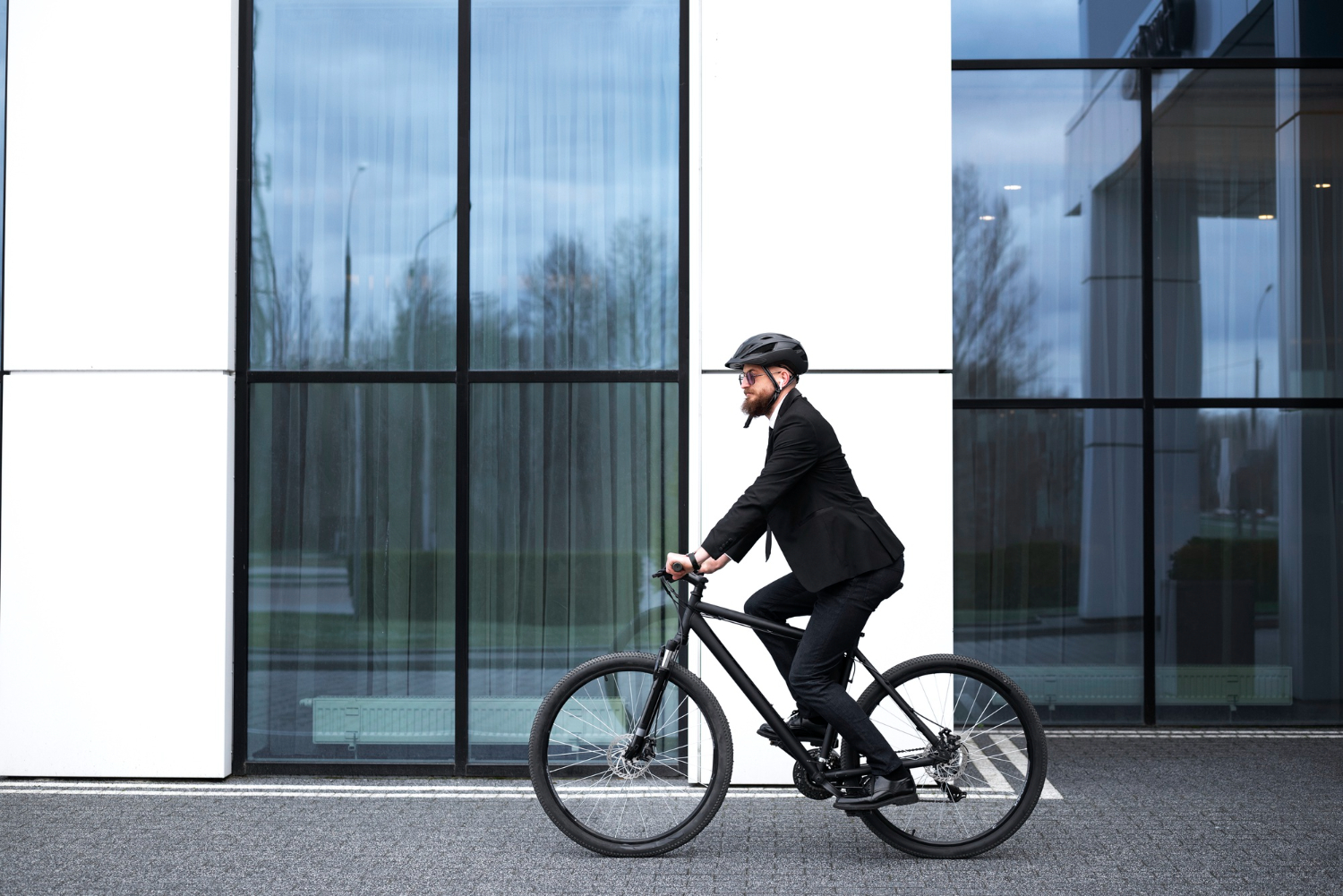 Di chuyển dễ dàng khi đạp xe đến công ty